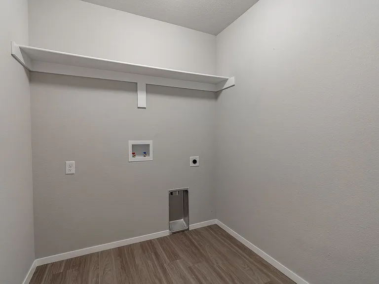 1721 Forest Dr — Photo 20