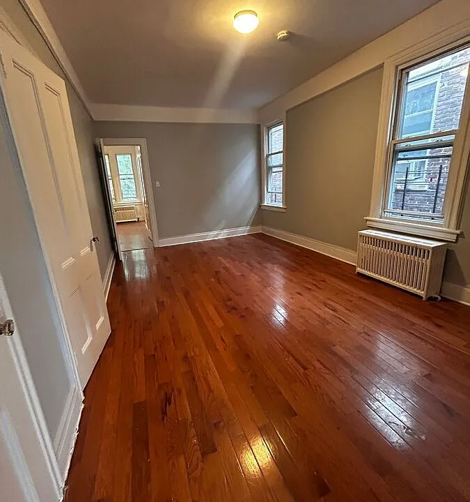 53 Maple St