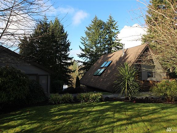2nd image of 4720 Birchtree Ln NW