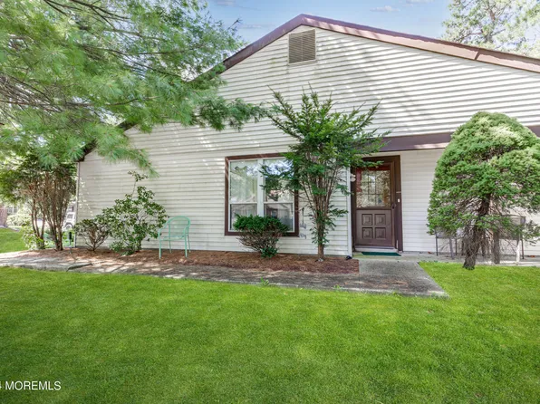 944A Liverpool Circle, Manchester, NJ 08759