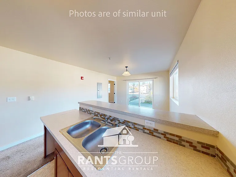 304 Longmire St SE #107B — Photo 15