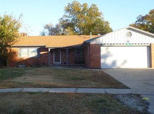 6632 E Zimmerly Ct, Wichita, KS 67207