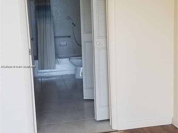 5th image of 1300 NE Miami Gardens Dr APT 718E