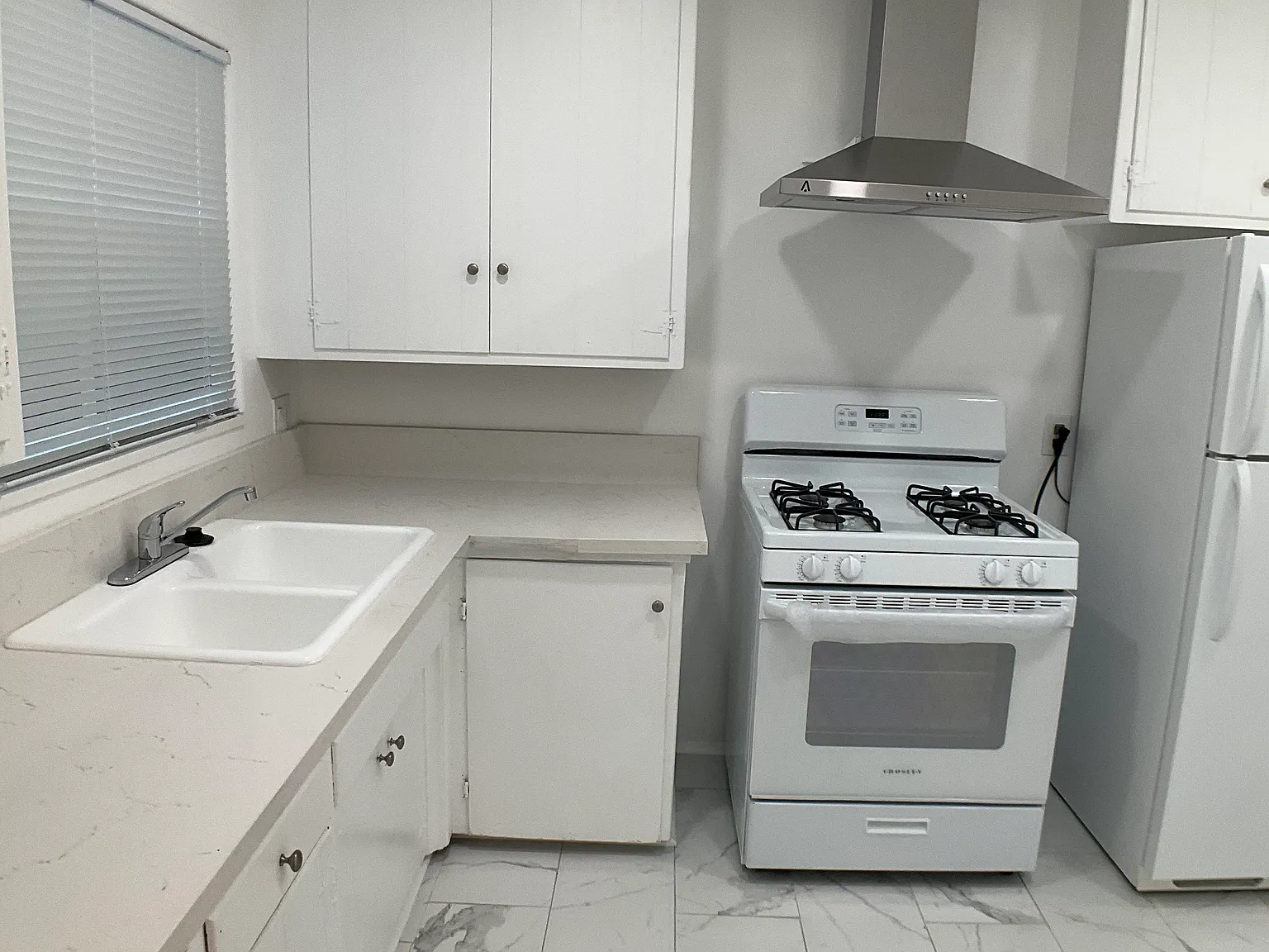 1 bed, 725 sqft, $2,195 — Photo 2