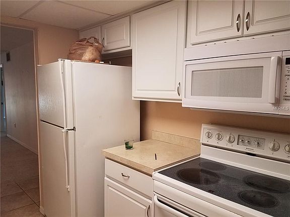 5th image of 689 W Lake Howard Dr #1C