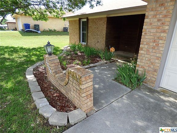 3rd image of 2324 Whitney Dr