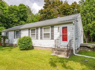 1147 Massachusetts Ave, Lunenburg, MA 01462