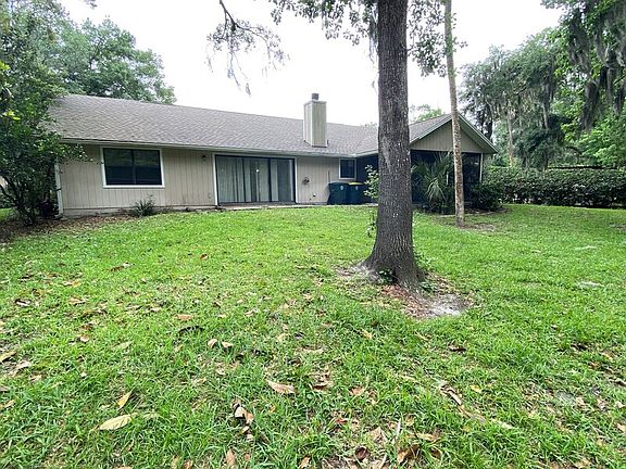 3rd image of 13077 Birch Bark Ct N