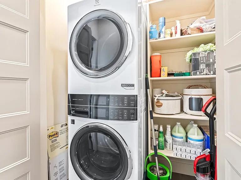 Laundry Room Cabinet