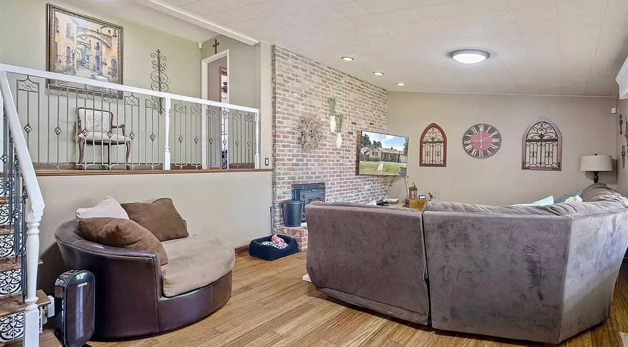 6 bed, 2535 sqft, $850 — Photo 3