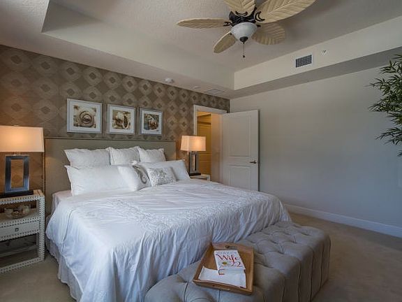 4th image of 844 Bay Colony Dr S #844