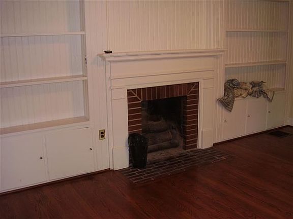 4th image of 719 S 1st St