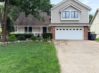 15911 W 150th St, Olathe, KS 66062