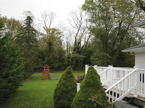 2nd image of 28 Circle Dr