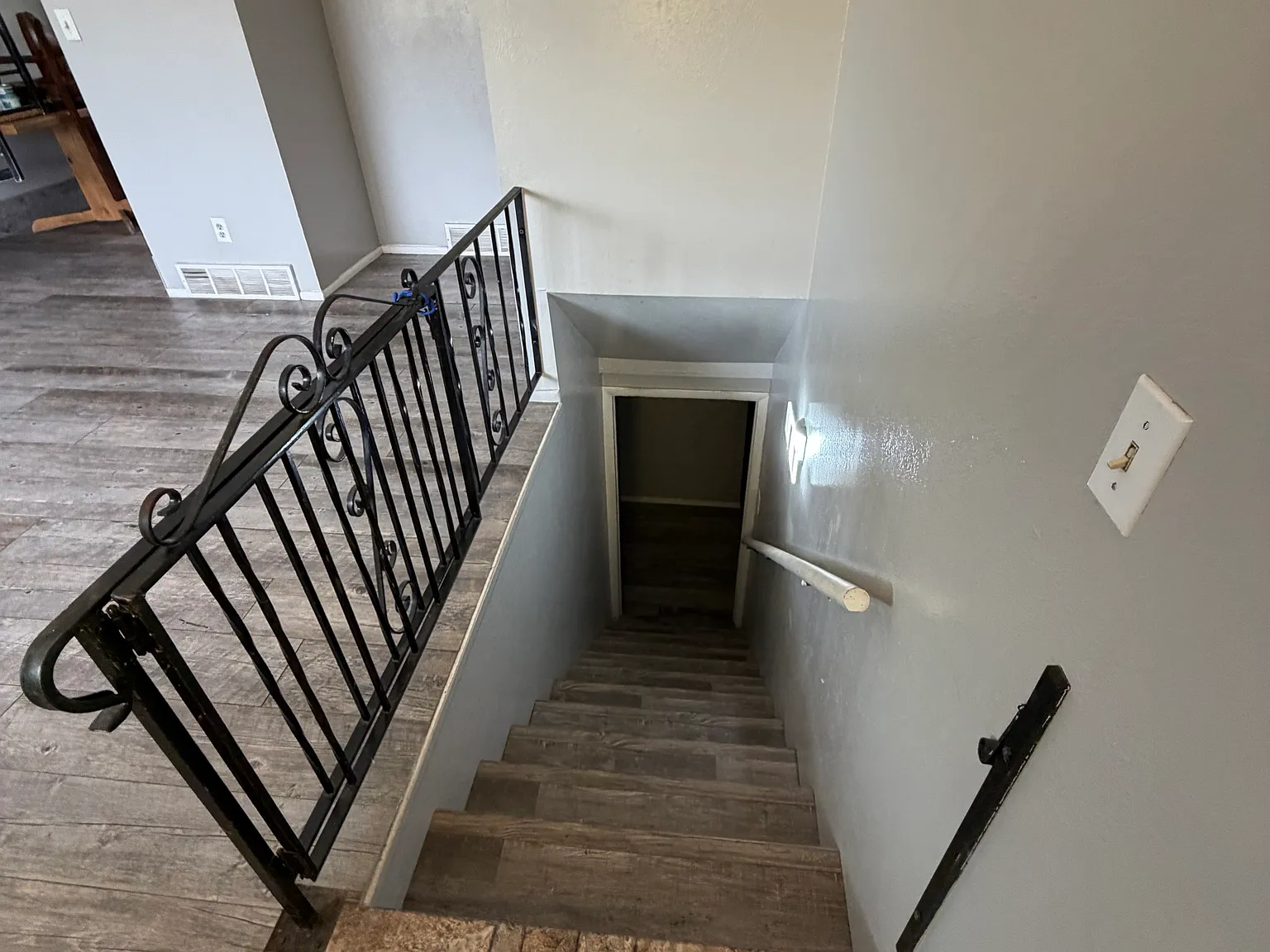 4 bed, 1680 sqft, $2,100 — Photo 3