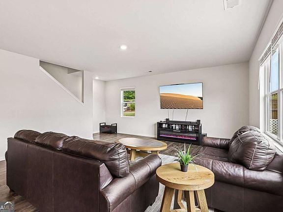 2nd image of 266 Creekview Way