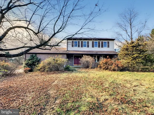 3940 N Sherman Street Ext, Mount Wolf, PA 17347
