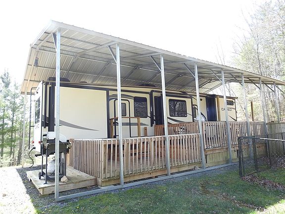 3rd image of 1669 Grinders Mill Rd