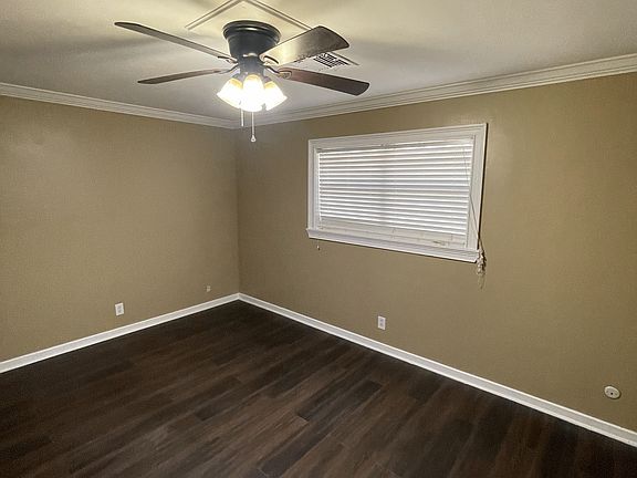4th image of 3613 Royal Crest Dr