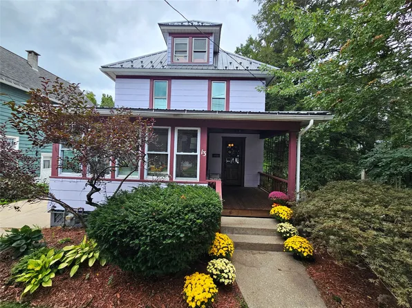 13 N Mill St, North East, PA 16428