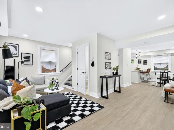 4623 Hillside Rd SE, Washington, DC 20019