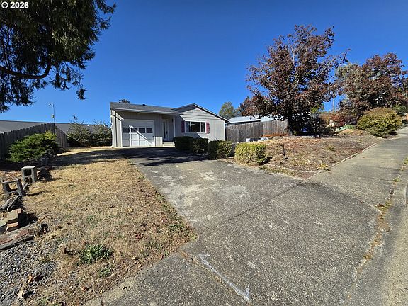 2nd image of 410 NW Elizabeth Ave