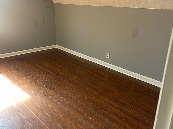 3rd image of 1415 Quail Run