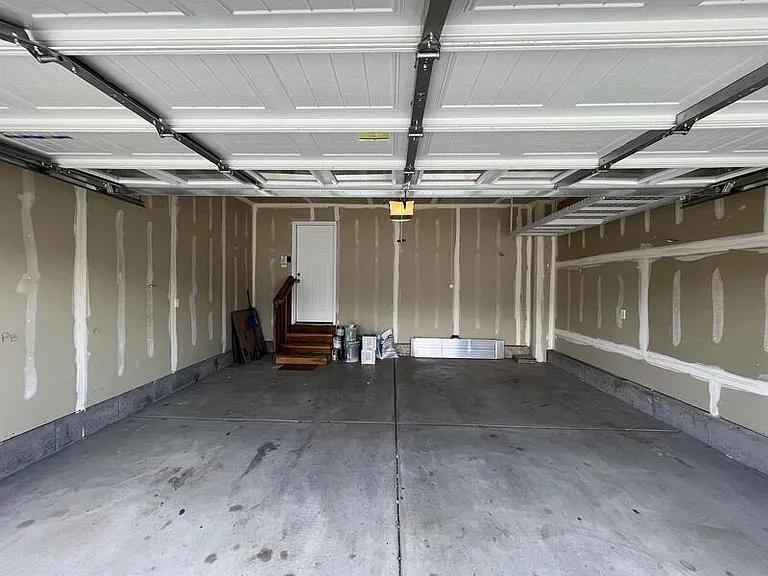 621 W Koins Way — Photo 39