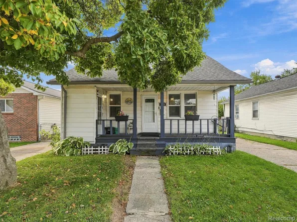 8700 Continental Ave, Warren, MI 48089