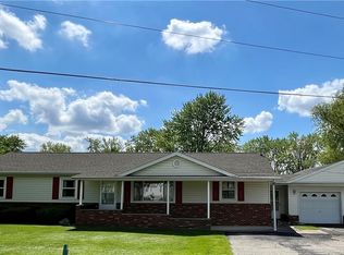 1113 Cherry Point St, Paris, IL 61944