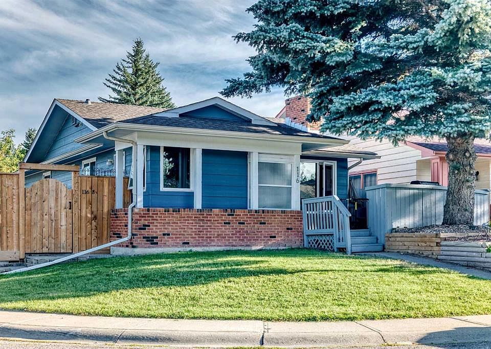 1st image of 116 NW Midland Cres SE