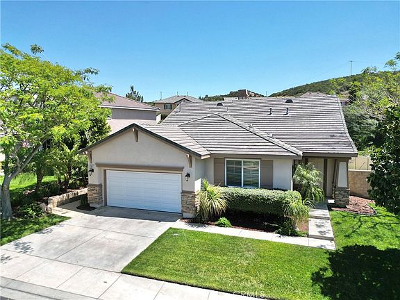 4th image of 27617 Bottle Brush Way