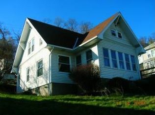 707 Elm St, Martins Ferry, OH 43935