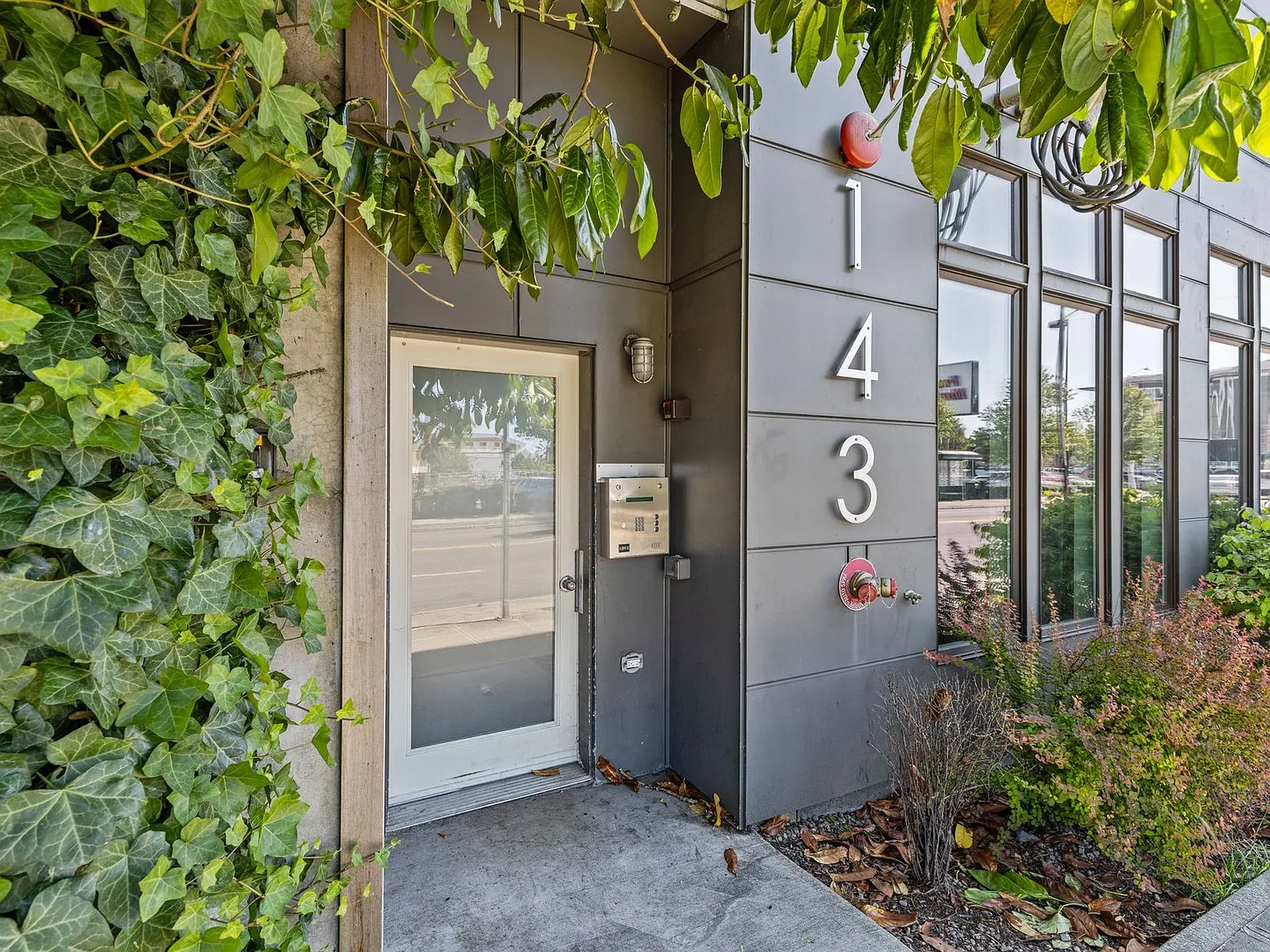 Horizon Greenwood Apartments — Photo 4