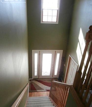 2nd image of 614 Camrose Ct