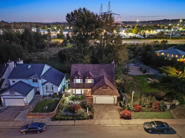 2378 Mariana Pl, Coquitlam, BC V3K 6S2