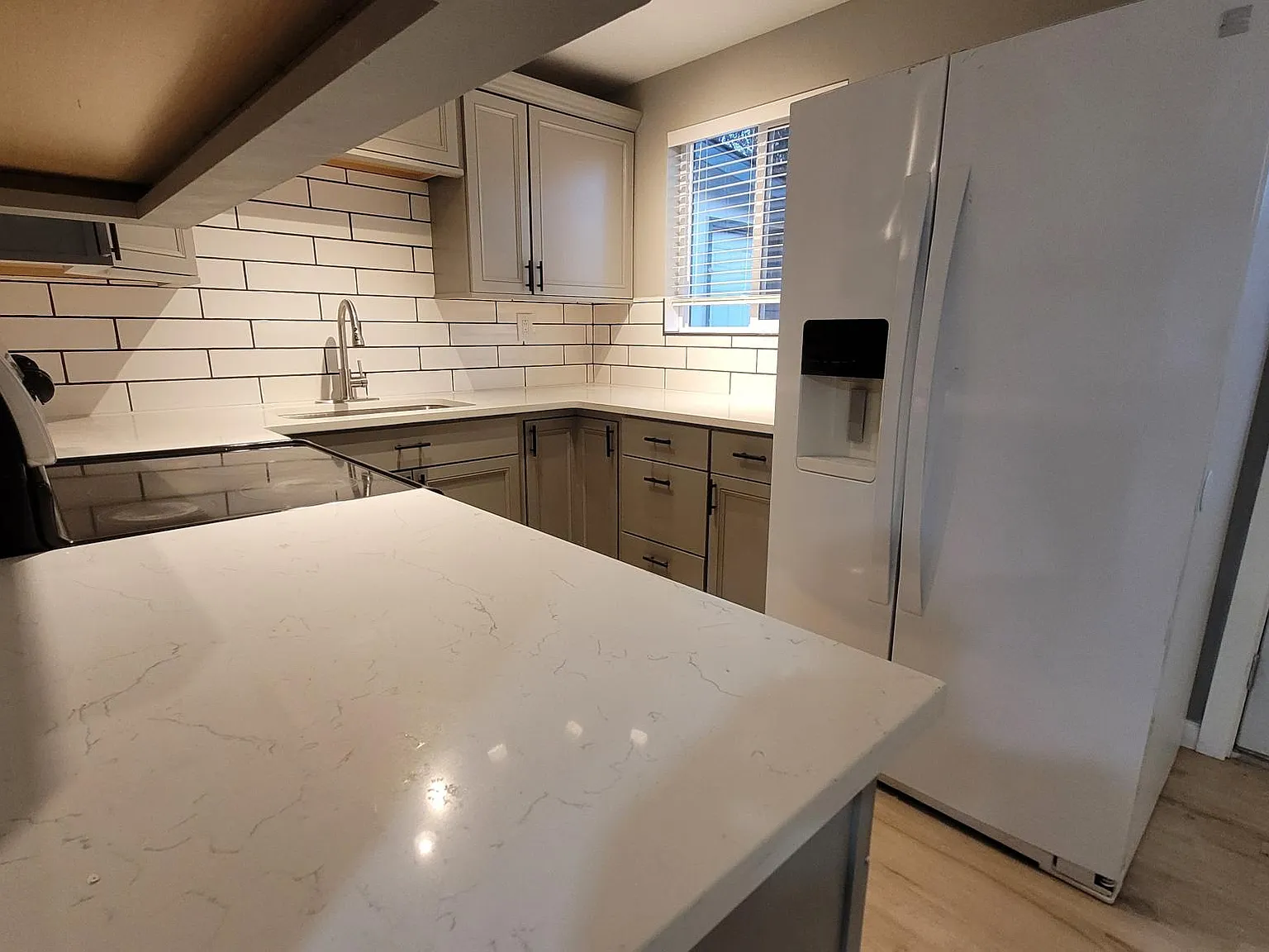 3 bed, 1011 sqft, $1,650 — Photo 2
