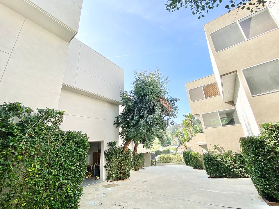 1st image of 2100 Griffith Park Blvd APT 1