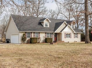 486 Tower Rd, Marshfield, MO 65706