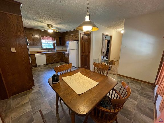 5th image of 173 Berkley Rd