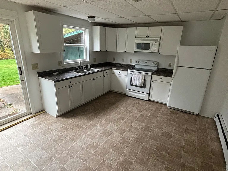 224 Salmon River Rd #2 — Photo 2