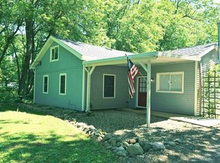 61526 Oak Rd, South Bend, IN 46614