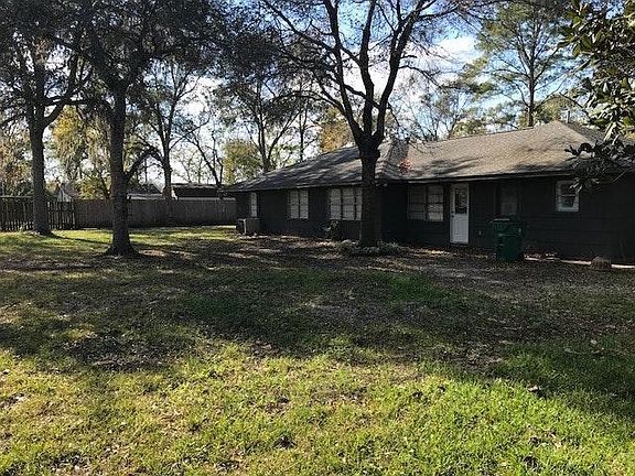 Backyard (No enclosed Fence)