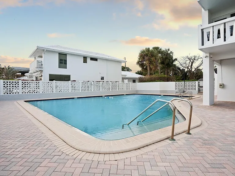 2100 S Ocean Dr #16F — Photo 41