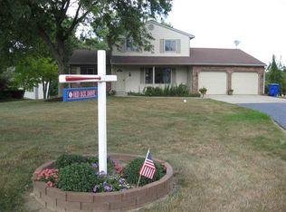 1305 Windover Ct, Fort Wayne, IN 46845