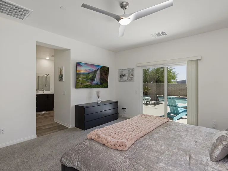 65161 Rolling Hills Dr — Photo 18