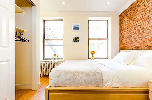 Rented by R New York | media 22