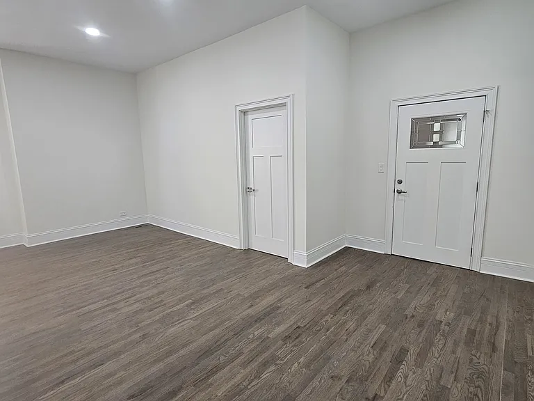 5849 S Princeton Ave #1 — Photo 12