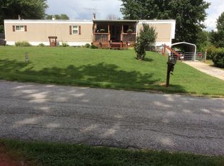 158 Hillhaven Rd, Campbellsburg, KY 40011