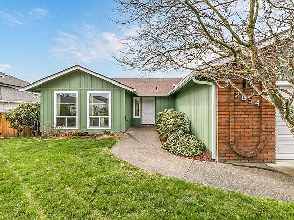 3rd image of 2854 Yvonne Rd